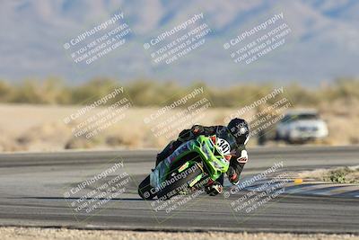 media/Dec-07-2025-CVMA (Sun) [[3e7d2de5dc]]/Race 16-Formula Middleweight/